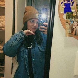 Meet your Posher, Katie